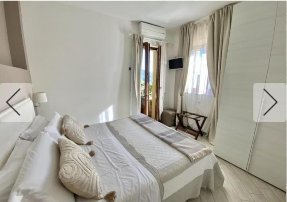 Appartamento Residenza Le Camelie Oggebio Esterno foto
